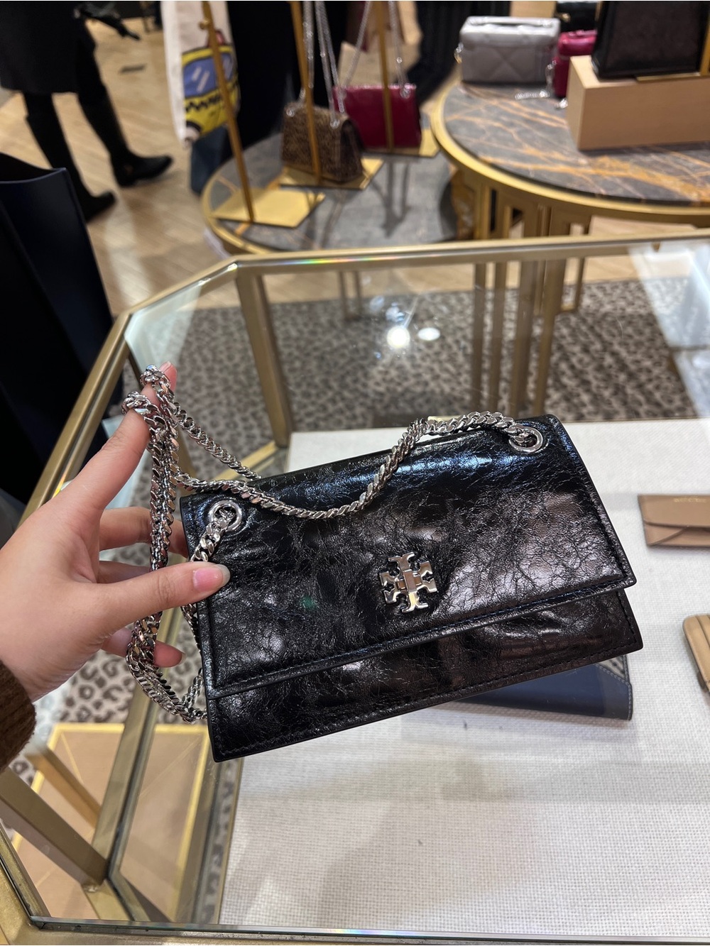 NWT Tory Burch Kira Turnlock Mini Bag
Black